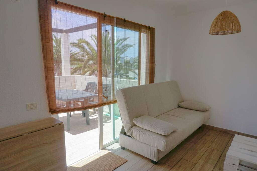 Apartamento Recien Reformado En Centro A Tres Minutos De La Playa Apartment Corralejo Ngoại thất bức ảnh