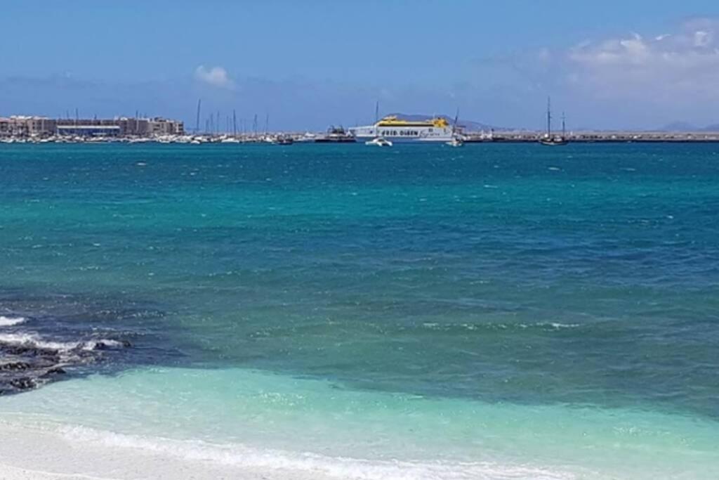 Apartamento Recien Reformado En Centro A Tres Minutos De La Playa Apartment Corralejo Ngoại thất bức ảnh